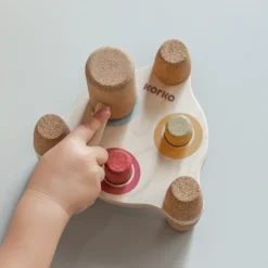 Korko Banco de Golpeo Tap Tap Rainbow ·