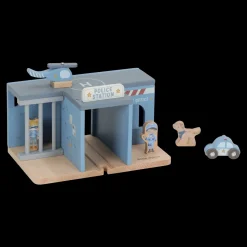 Little Dutch Comisaría de Policía FSC · New