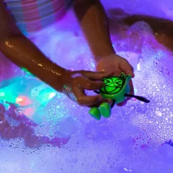 Glo Pals GloPals Set Personaje + 2 Cubos luz PIPPA Verde Hot