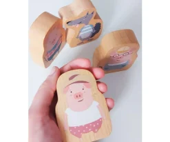 Tutete Juego Mantel Los Tres Cerditos + 4 figuras Best