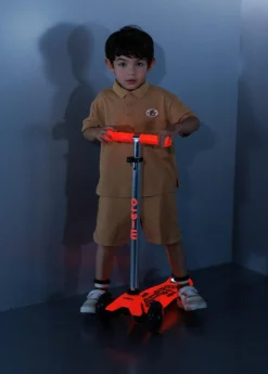 Micro Patinete Maxi Deluxe Glow LED · Rojo Sale