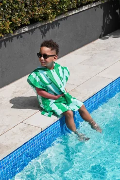 Dock u0026 Bay Poncho Cocodrilos · Dock & Bay Sale