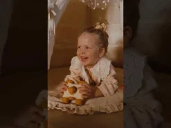 The Zoofamily Zoo Eyes Fox · Zoofamily Clearance